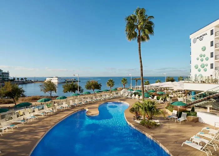 Hotel with view: Aluasoul Palma Hotel Adults Only